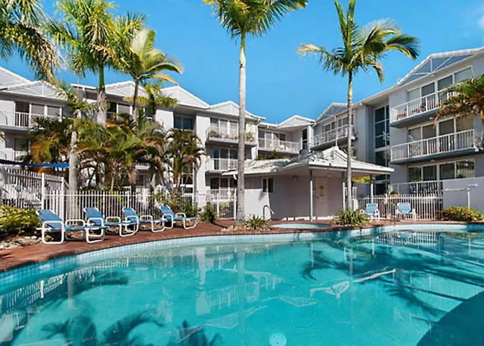 Champelli Palms Apartments