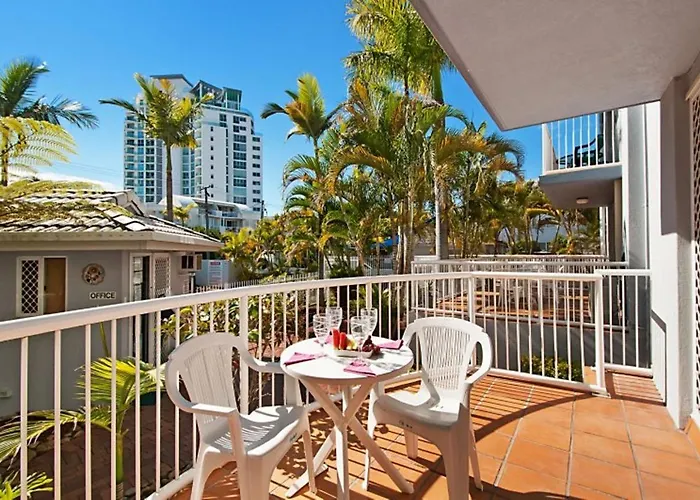 Champelli Palms Apartments